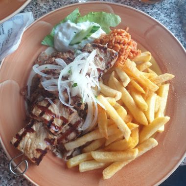 054.-Nikopolis-in-Bautzen-Dolmadakia-Bifteki-Gyros-Zaziki-Saganaki-Ouzo-Oktopus-lecker-Souflaki-Grill-griechischer-Wein-Feta-Tarama-Musik-Restaurant-Griechenland